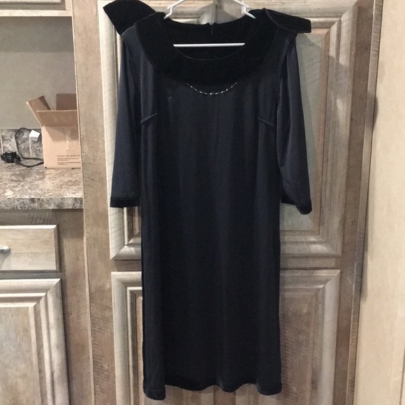 Black Color Women’s Size 10 Petite Polyester Dress - Picture 8 of 8